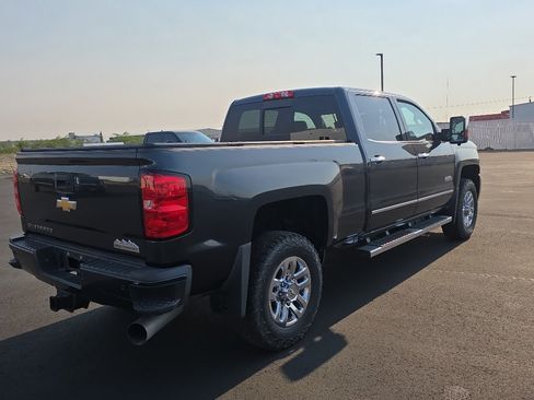 Used 2018 Chevrolet Silverado 3500 High Country w/ Duramax Plus Package AWD/4WD image 8