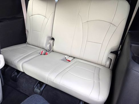 Used 2019 Buick Enclave Essence w/ Trailering Package, 5000 lbs. AWD/4WD image 32