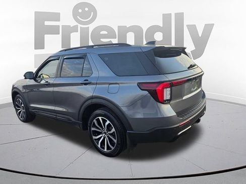 Used 2025 Ford Explorer ST-Line AWD/4WD image 7