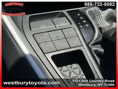 Certified 2024 Toyota RAV4 XLE AWD/4WD image 31
