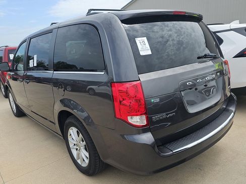 Used 2019 Dodge Grand Caravan SXT FWD image 5