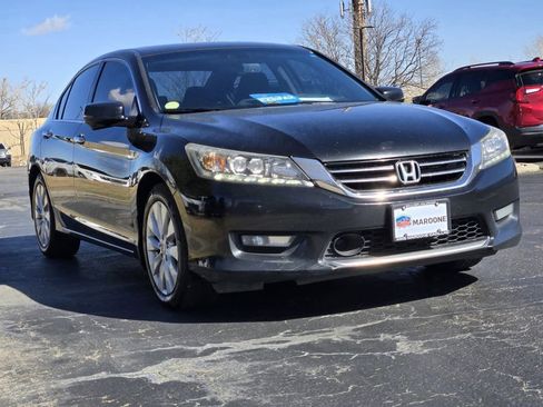 Used 2014 Honda Accord Touring image 2