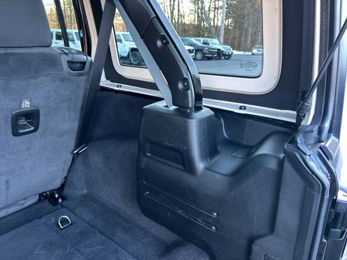 Used 2021 Jeep Wrangler Unlimited Sport image 46