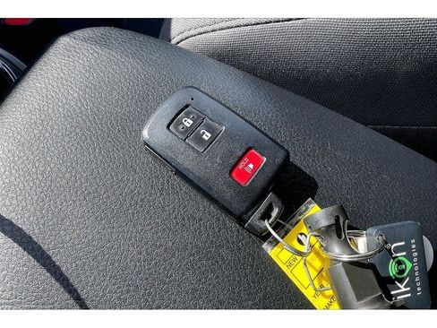 Used 2016 Toyota Tacoma SR5 image 14