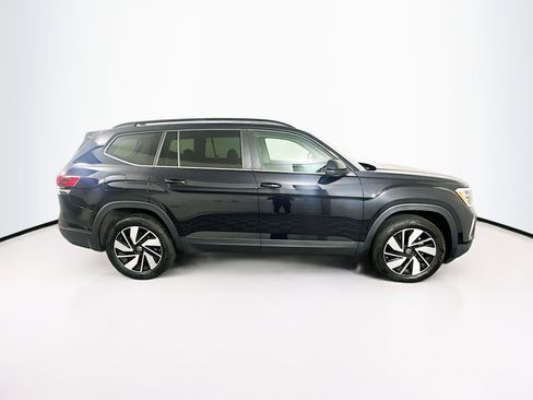 Used 2025 Volkswagen Atlas SE FWD image 10