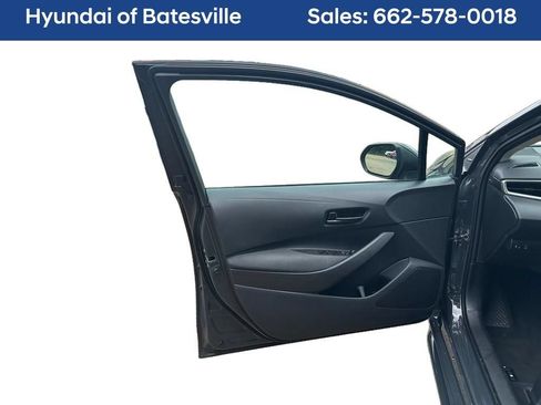 Used 2024 Toyota Corolla LE FWD image 6