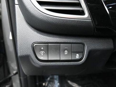 Used 2025 Kia Seltos S image 14