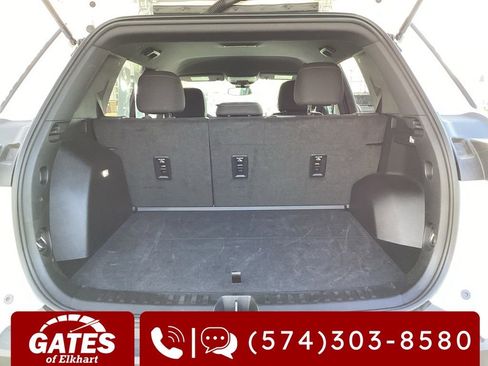 Used 2025 Chevrolet Equinox LT image 12