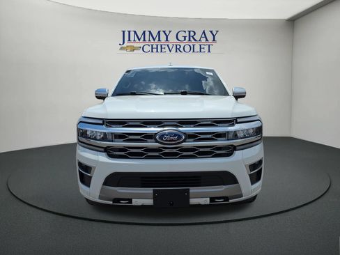 Used 2024 Ford Expedition Platinum AWD/4WD image 8
