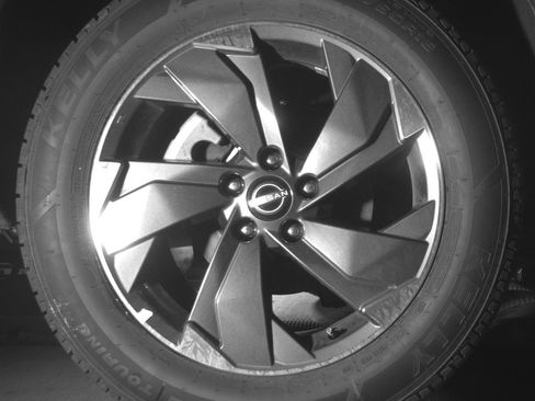 Used 2025 Nissan Rogue SV FWD image 15