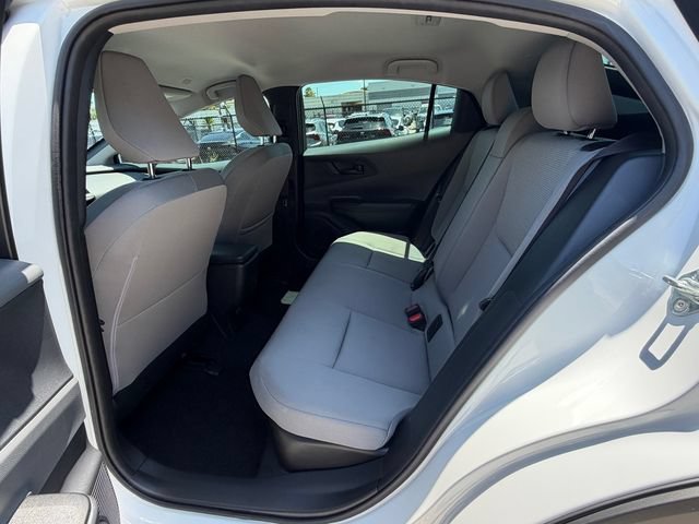 Used 2025 Toyota Prius LE FWD image 14