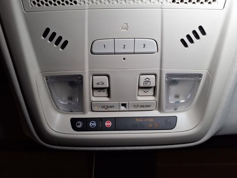 Certified 2023 Cadillac XT5 Premium Luxury FWD image 11