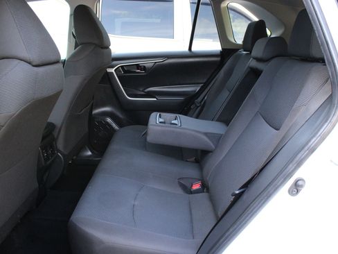 Used 2023 Toyota RAV4 LE FWD image 18