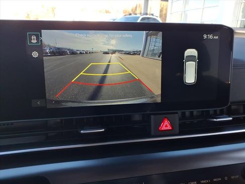 New 2026 Kia Carnival FWD image 19