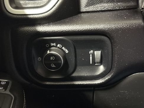 Used 2024 RAM 3500 Big Horn AWD/4WD image 18