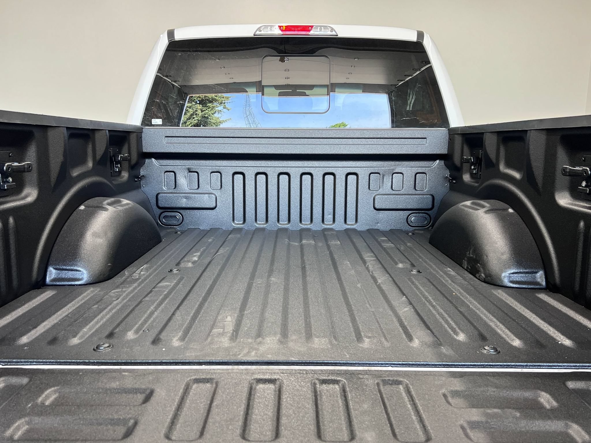 Used 2016 Ford F150 Lariat AWD/4WD image 19