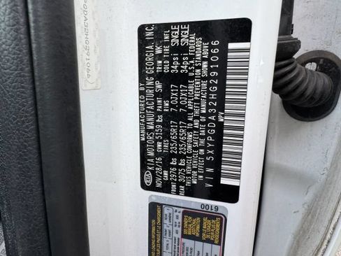 Used 2017 Kia Sorento AWD image 22