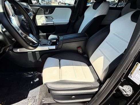 Used 2023 Mercedes-Benz GLB 250 image 20