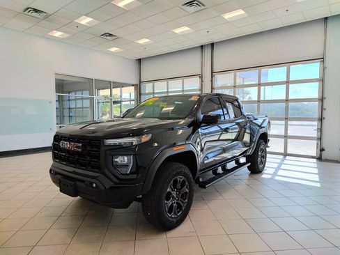Used 2025 GMC Canyon Elevation w/ Convenience Package AWD/4WD image 22