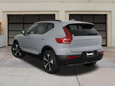 New 2026 Volvo XC40 B5 Plus w/ Protection Package Premier AWD/4WD image 3