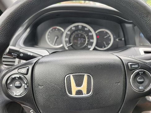 Used 2013 Honda Accord LX image 9