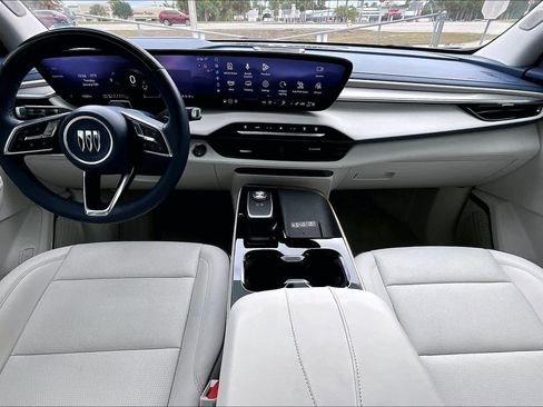 Used 2025 Buick Enclave Avenir w/ Super Cruise Package image 15