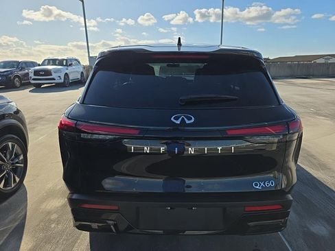Certified 2023 INFINITI QX60 Pure image 15