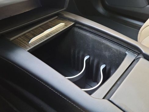 Used 2016 Tesla Model X P90D image 27