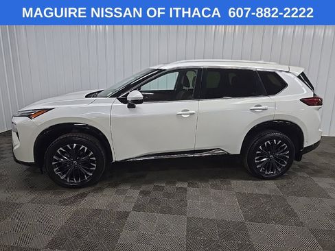 Used 2024 Nissan Rogue Platinum w/ Platinum Premium Package AWD/4WD image 5