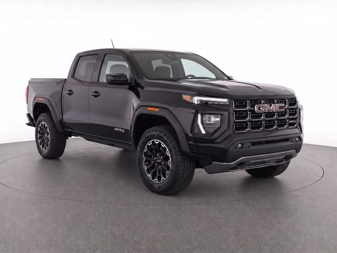 Used 2024 GMC Canyon Elevation AWD/4WD image 2