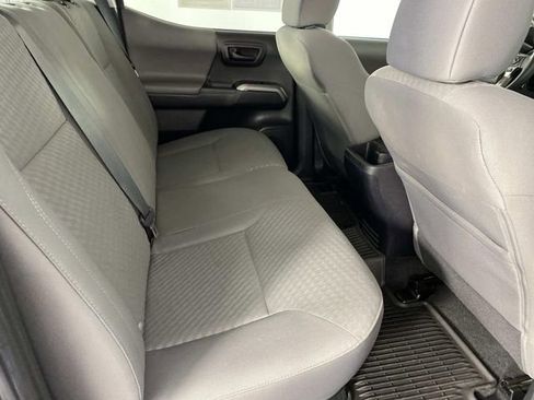 Used 2023 Toyota Tacoma SR5 AWD/4WD image 11