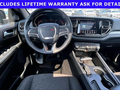 Used 2024 Dodge Durango SXT w/ SXT Blacktop Group AWD/4WD image 5