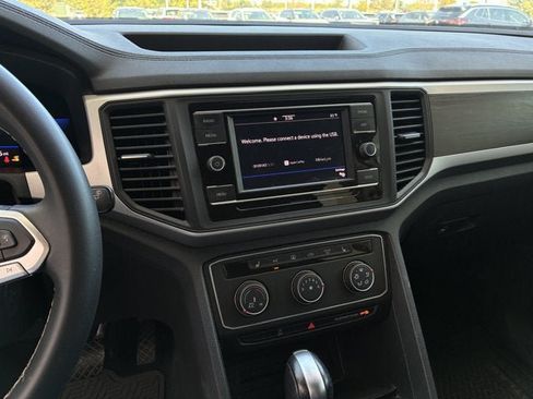 Used 2022 Volkswagen Atlas SE FWD image 15