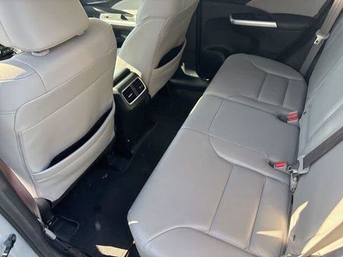 Used 2016 Honda CR-V Touring image 15