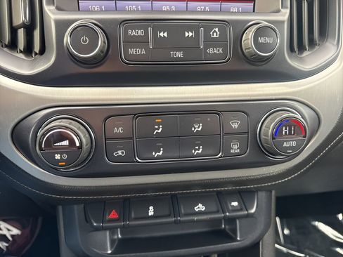 Used 2015 GMC Canyon SLE w/ SLE Convenience Package image 17