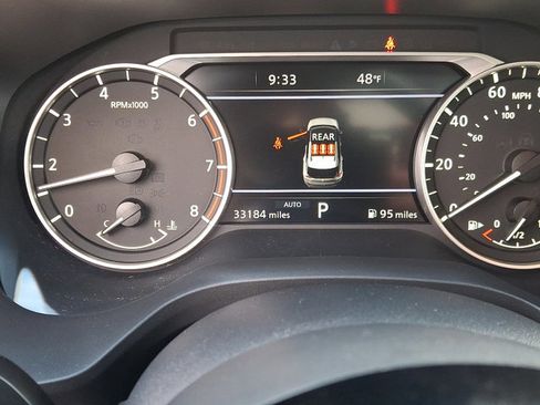 Certified 2023 Nissan Rogue SL w/ SL Premium Package image 21