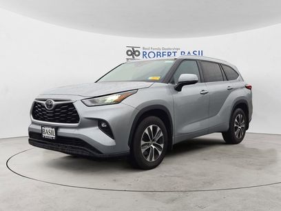 Used 2020 Toyota Highlander XLE