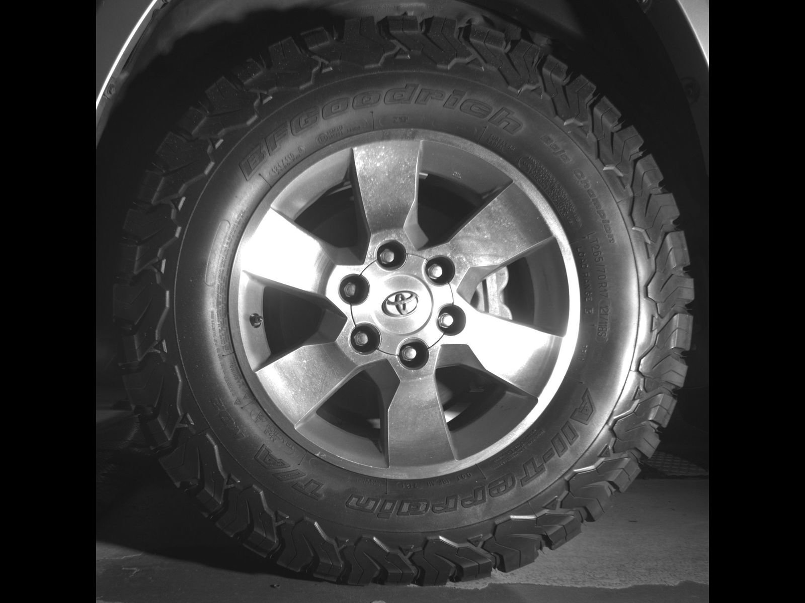 Used 2013 Toyota 4Runner SR5 RWD image 9