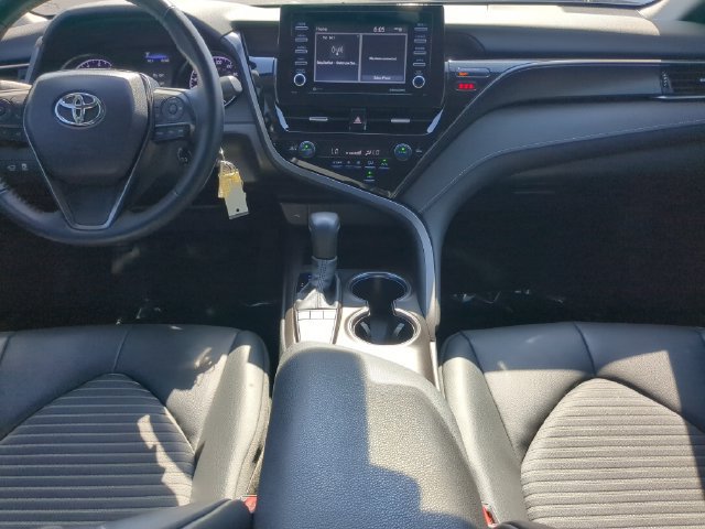 Used 2024 Toyota Camry SE FWD image 17