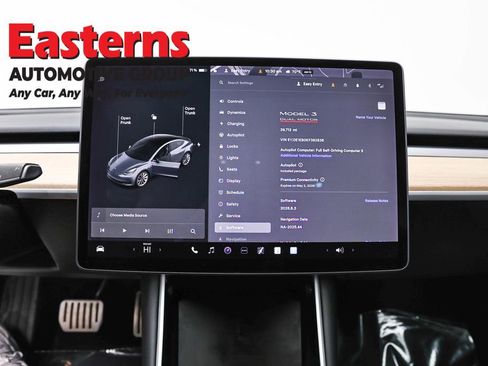 Used 2019 Tesla Model 3 Performance image 12