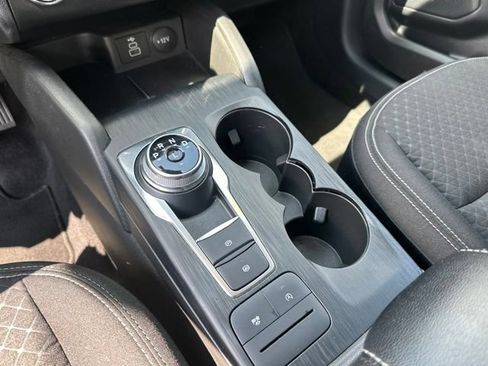 Used 2025 Ford Escape Active AWD/4WD image 27
