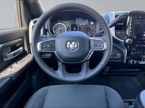 Used 2026 RAM 2500 Big Horn AWD/4WD image 5