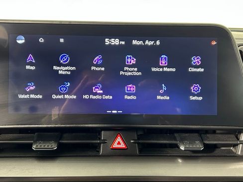 Used 2024 Kia Sportage EX image 17