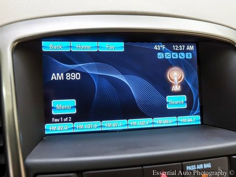 Used 2013 Buick Verano Base image 13