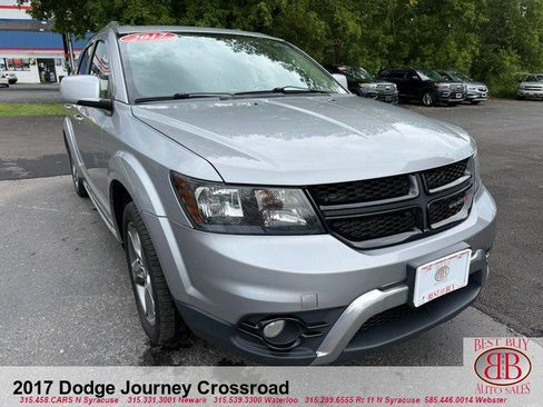 Used 2017 Dodge Journey Crossroad w/ Popular Equipment Group FWD image 1