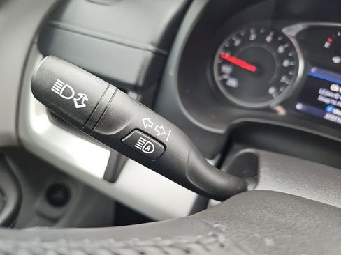 Used 2022 GMC Terrain SLT image 42