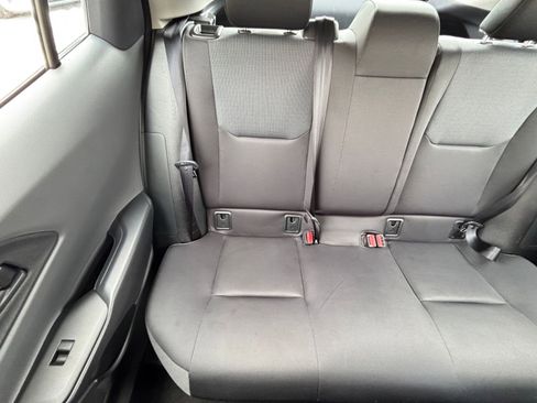 Used 2025 Toyota Prius LE image 37