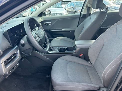 Used 2025 Kia K4 LX image 24