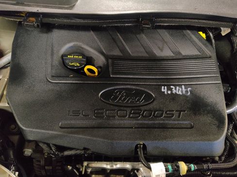 Used 2018 Ford Escape SE w/ Ford Safe & Smart Package image 30