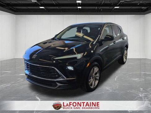 Used 2025 Buick Encore GX Preferred FWD image 1